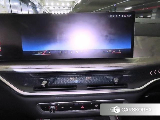 BMW X7 (G07) 2024 Черный из Кореи, фото 2