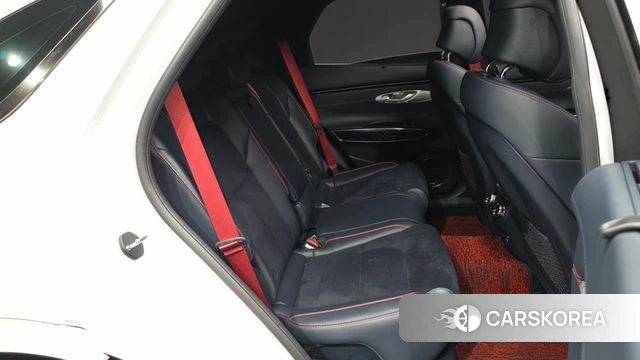 Genesis GV70 2021 Белый из Кореи, фото 2