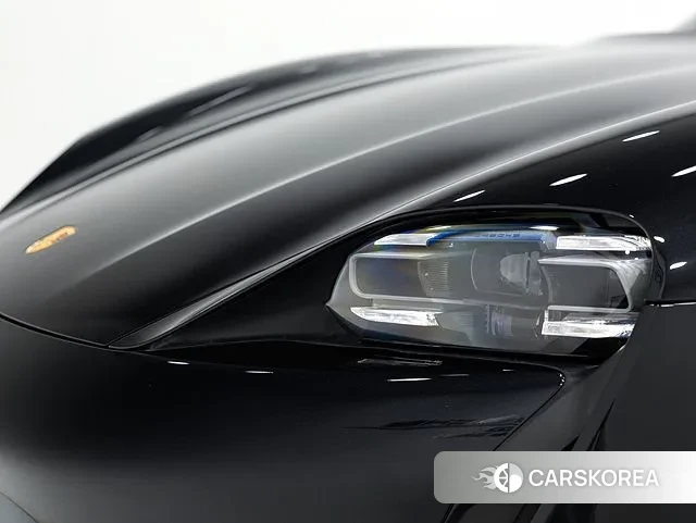 Porsche Taycan 2023 Черный из Кореи, фото 2