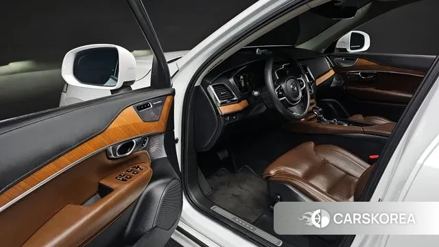 Volvo XC90 second Generation 2019 Белый из Кореи, фото 2