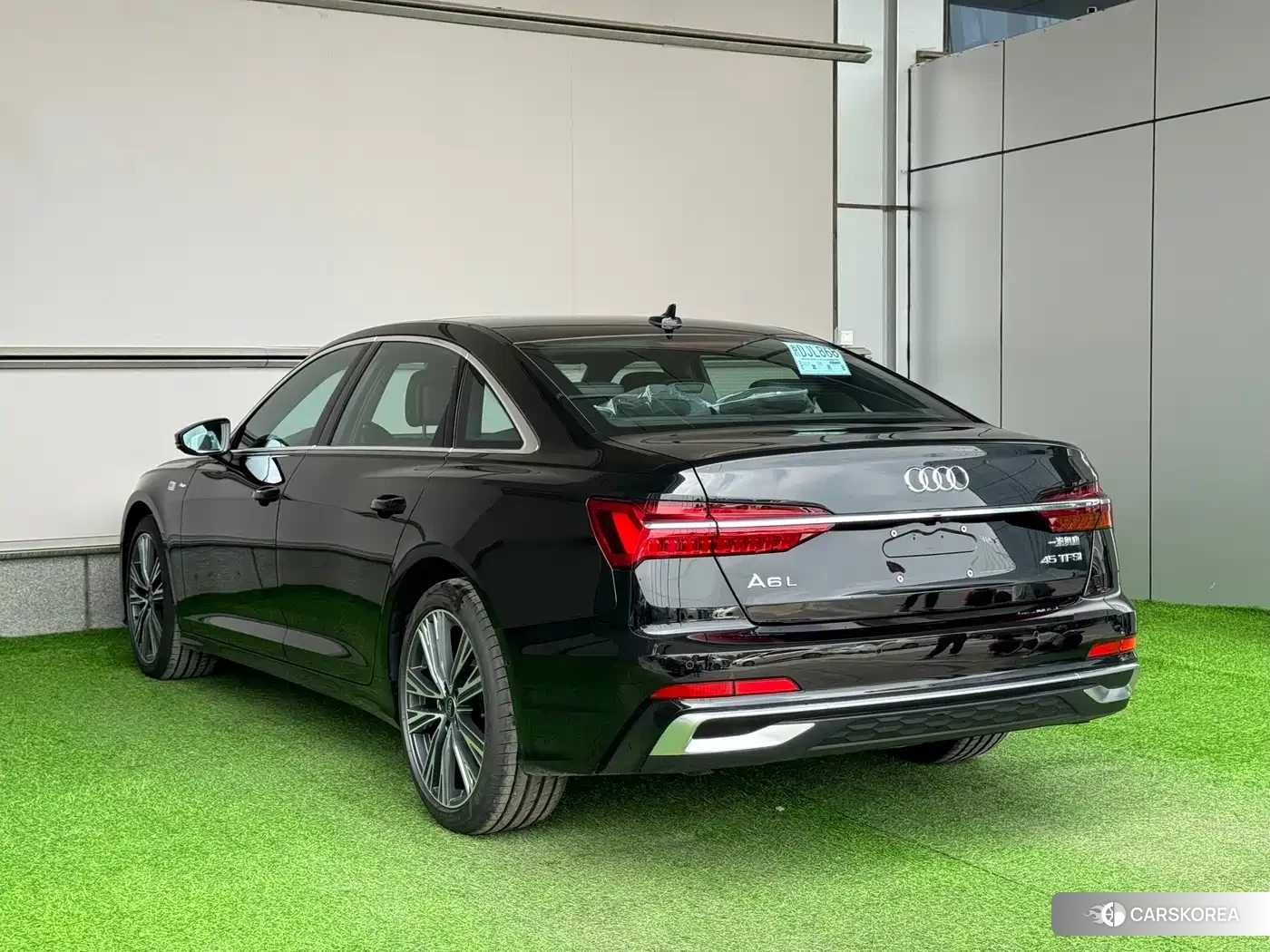 Audi A6L 2026 Черный из Китая, фото 2