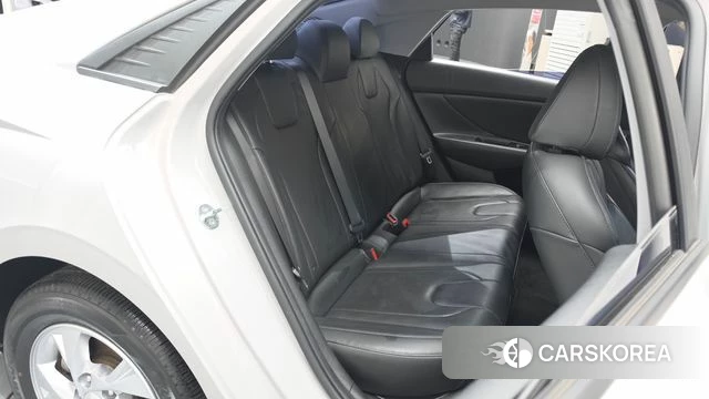 Hyundai Avante (CN7) 2020 Серебристо-серый из Кореи, фото 2