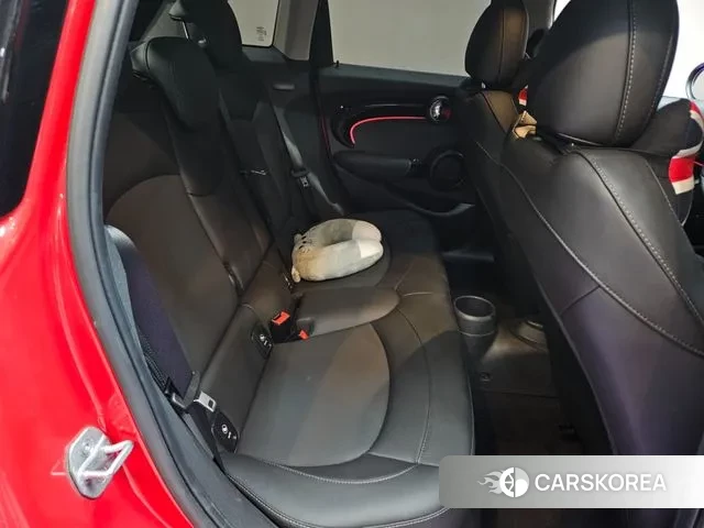 Mini Cooper 2022 Красный из Кореи, фото 2