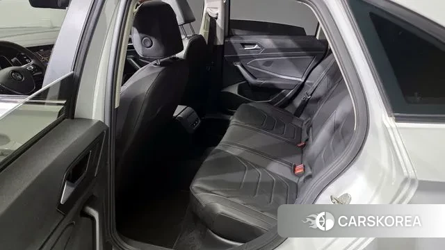 Volkswagen 7th Generation of Jetta 2021 Белый из Кореи, фото 2