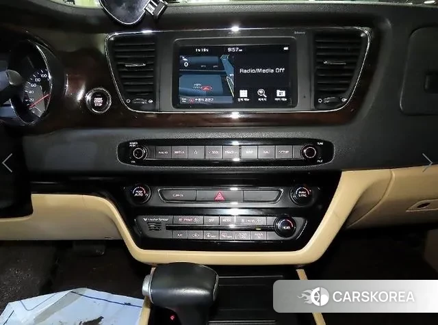 Kia The New Carnival 2019 Черный из Кореи, фото 2