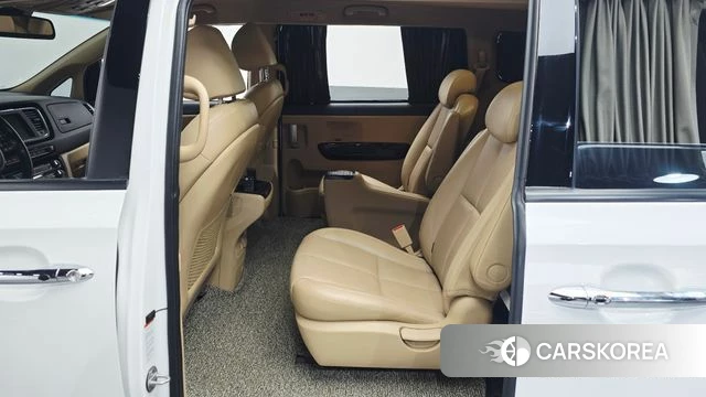 Kia The New Carnival 2018 Белый из Кореи, фото 2