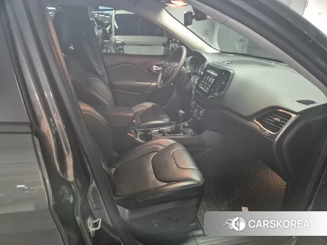 Jeep Cherokee (KL) 2022 Серый из Кореи, фото 2