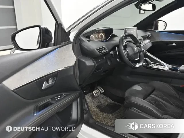Peugeot 5008 second generation 2021 Белый из Кореи, фото 2