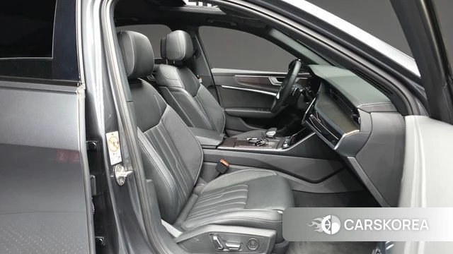 Audi A6 (C8) 2025 Черный из Кореи, фото 2