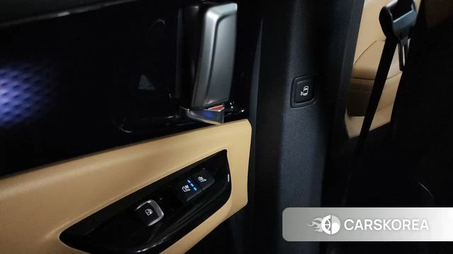 Kia Carnival 4th generation 2023 Белый из Кореи, фото 2