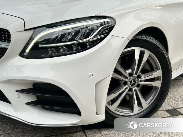 Mercedes-Benz Class C 2021 Белый из Китая, фото 2