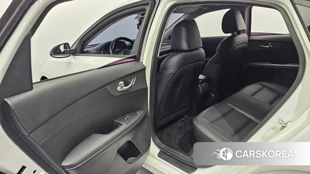 Kia Come New K3 2018 Белый из Кореи, фото 2