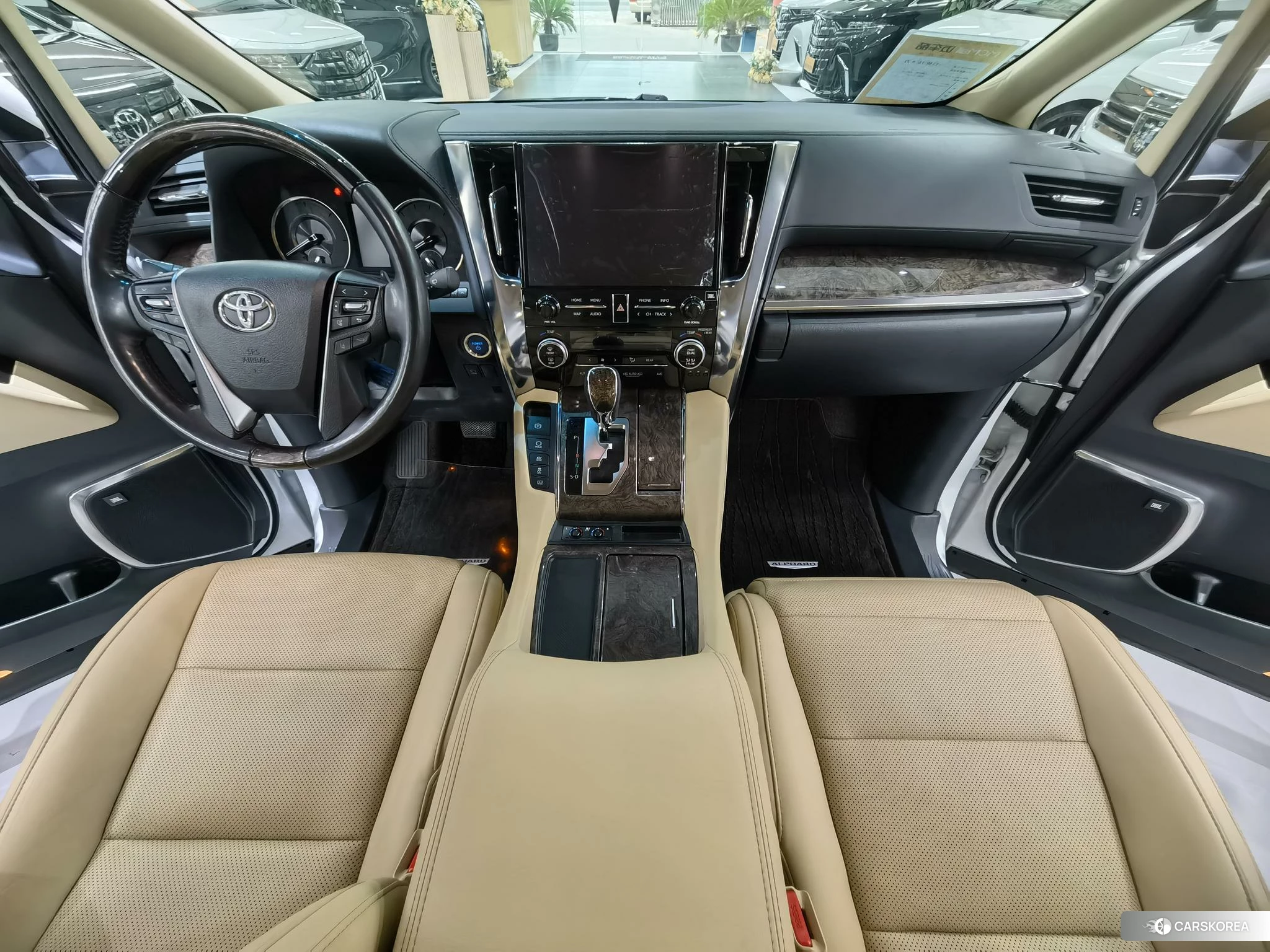 Toyota Elfa 2023 Белый из Китая, фото 2