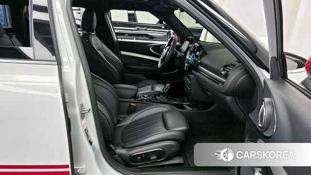 Mini Cooper S Clubman 2023 Серебряный из Кореи, фото 2