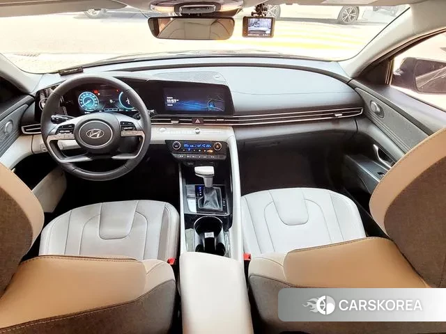 Hyundai Avante (CN7) 2020 Песочный из Кореи, фото 2