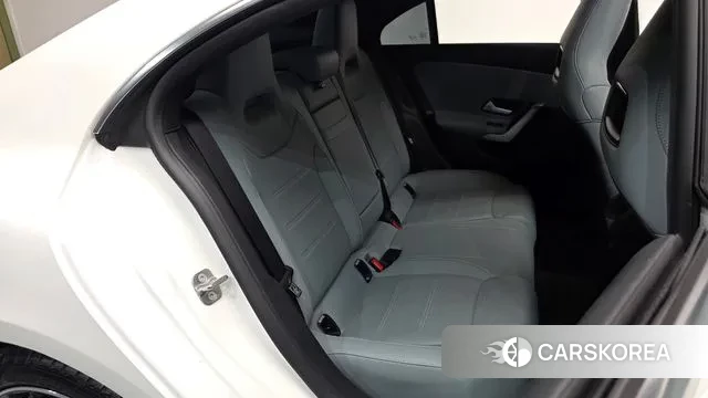 Mercedes-Benz CLA-Class C118 2024 Белый из Кореи, фото 2