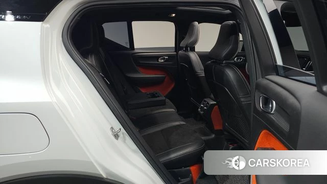 Volvo XC40 2018 Белый из Кореи, фото 2