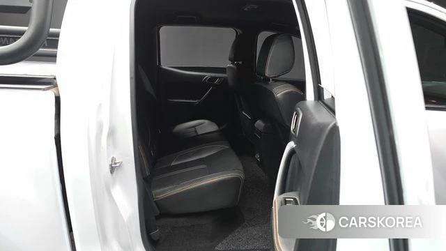 Ford Ranger 3rd Generation 2022 Белый из Кореи, фото 2