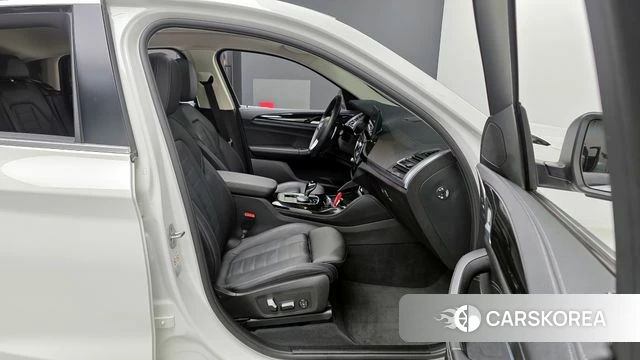 BMW X4 (G02) 2022 Белый из Кореи, фото 2