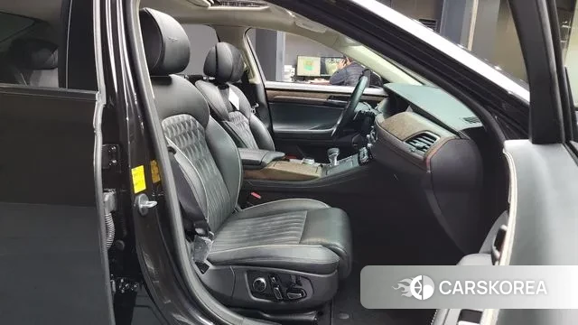 Genesis G90 2019 Черный из Кореи, фото 2