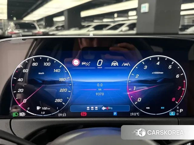 Mercedes-Benz E-Class W214 2024 Черный из Кореи, фото 2