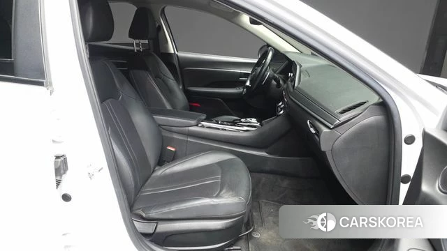 Hyundai Sonata (DN8) 2019 Белый из Кореи, фото 2