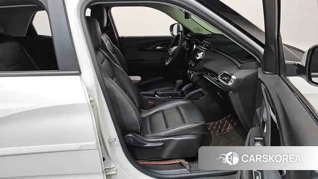 Chevrolet (GM Daewoo) Trailblazer 2020 Белый из Кореи, фото 2