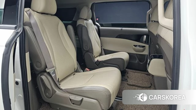 Kia Carnival 4th generation 2023 Белый из Кореи, фото 2