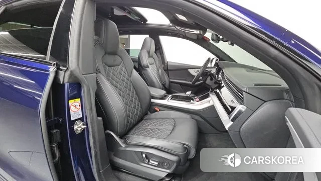 Audi Q8 (4M) 2023 Синий из Кореи, фото 2