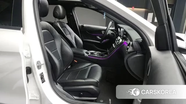 Mercedes-Benz C-Class W205 2019 Белый из Кореи, фото 2