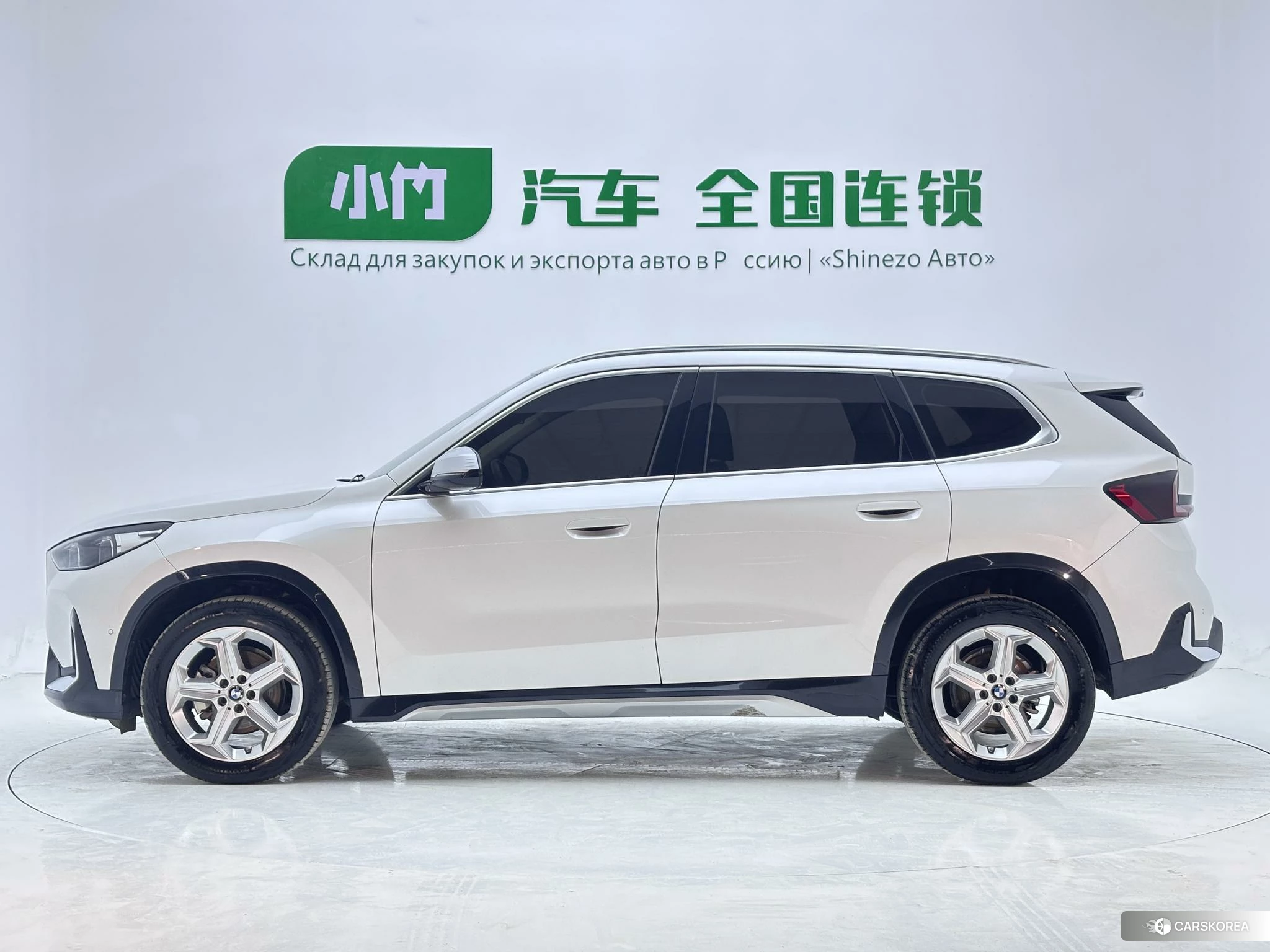 BMW X1 2023 Белый из Китая, фото 2