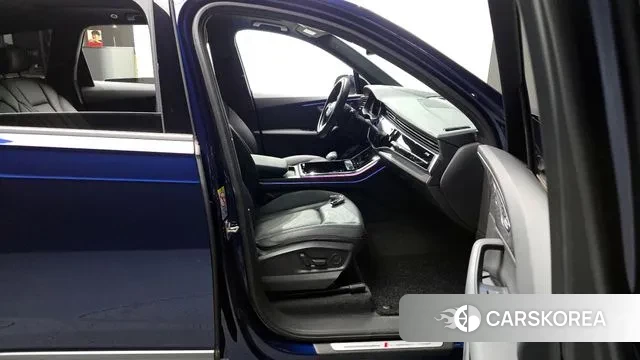 Audi Q7 (4M) 2020 Синий из Кореи, фото 2