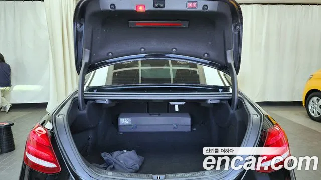 Mercedes-Benz E-Class W213 2018 Черный из Кореи, фото 2