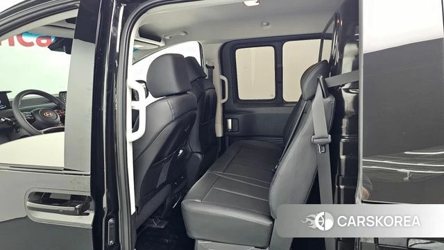 Hyundai Staria 2025 Черный из Кореи, фото 2