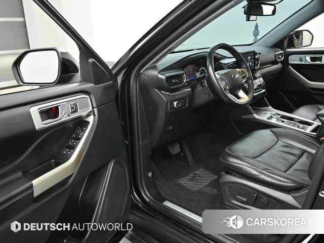 Ford Explorer 6th Generation 2021 Черный из Кореи, фото 2