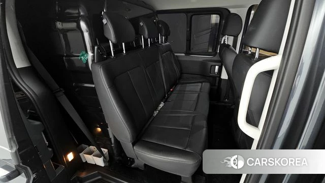 Hyundai Staria 2023 Серый из Кореи, фото 2