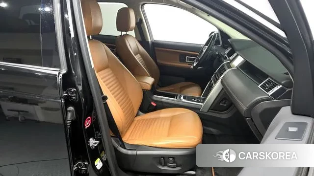 Land Rover Discovery Sports 2018 Черный из Кореи, фото 2