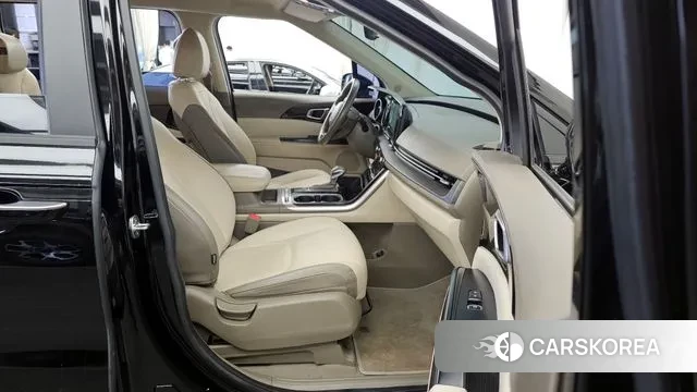 Kia Carnival 4th generation 2021 Черный из Кореи, фото 2