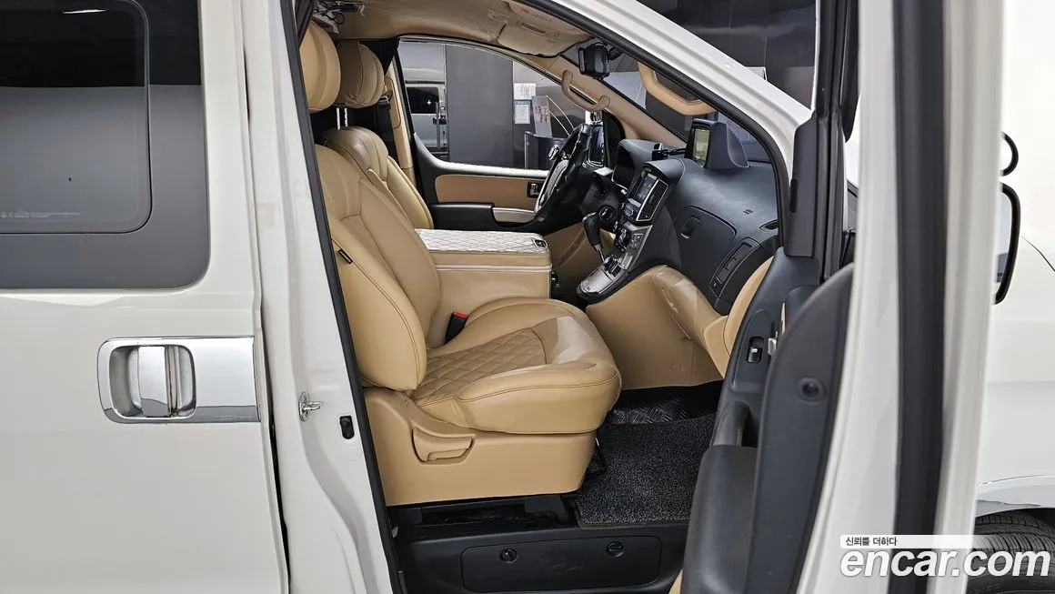 Hyundai The New Grand Starex 2020 Белый из Кореи, фото 2