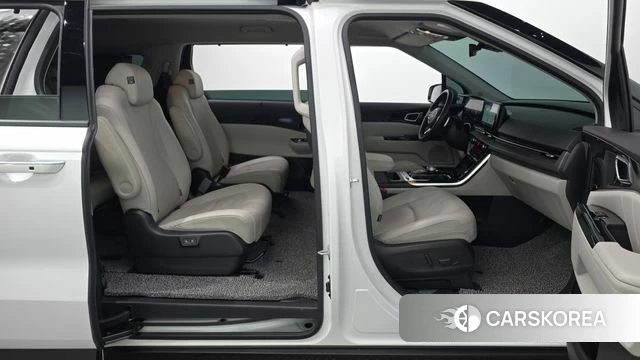 Kia Carnival 4th generation 2023 Белый из Кореи, фото 2