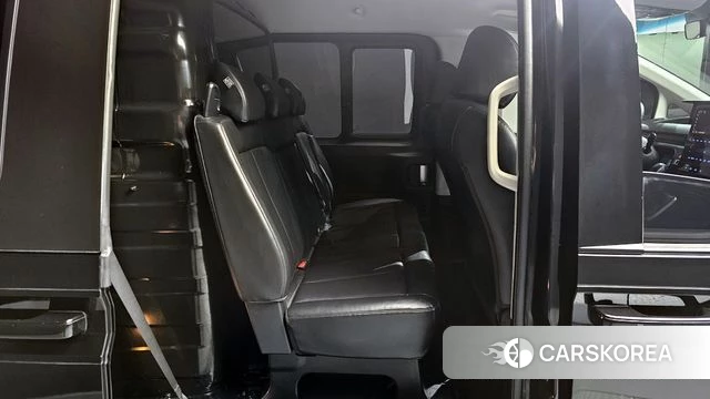 Hyundai Staria 2022 Черный из Кореи, фото 2