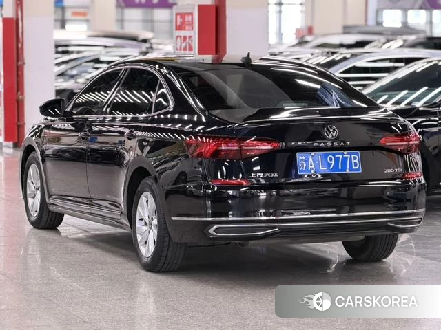 Volkswagen Passat 2021 Черный из Китая, фото 2
