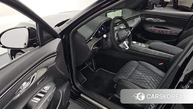 Genesis GV70 2023 Черный из Кореи, фото 2