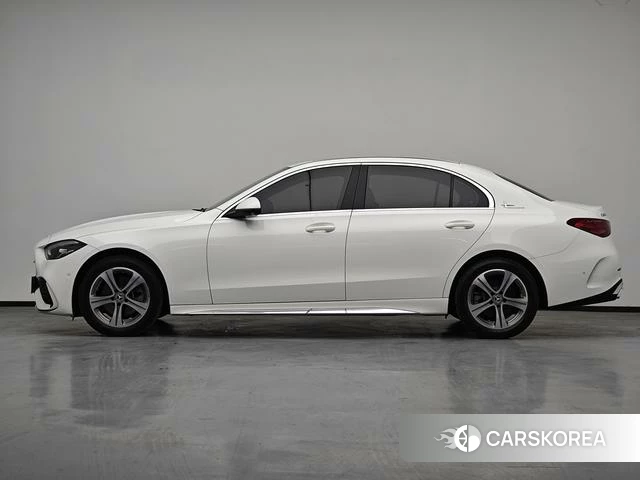 Mercedes-Benz Class C 2022 Белый из Китая, фото 2