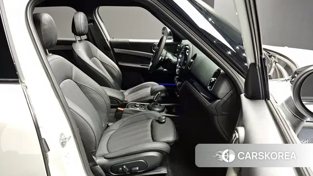 Mini Cooper S Countryman 2023 Белый из Кореи, фото 2