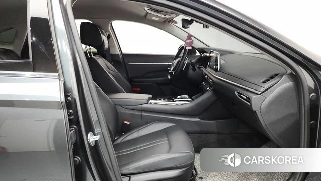 Hyundai Sonata (DN8) 2019 Серый из Кореи, фото 2