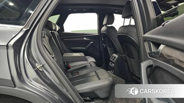 Audi Q5 (FY) 2023 Серый из Кореи, фото 2