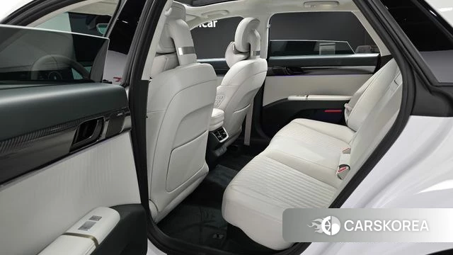 Hyundai Grandeur Hybrid (GN7) 2024 Белый из Кореи, фото 2