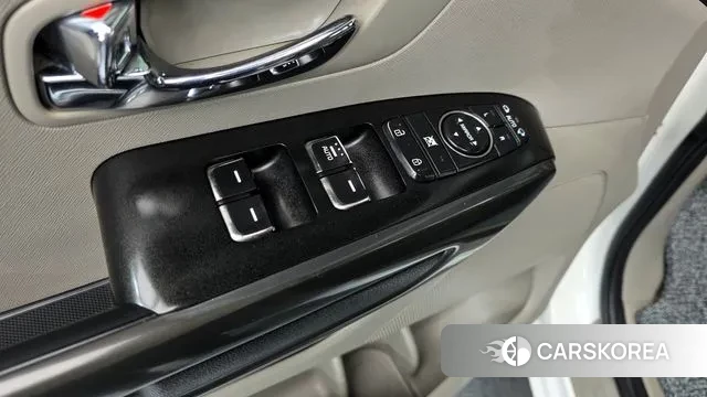 Kia The New Carnival 2019 Белый из Кореи, фото 2