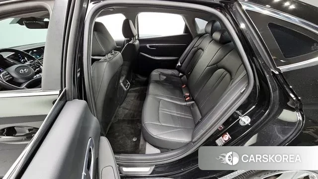 Hyundai Sonata (DN8) 2022 Черный из Кореи, фото 2